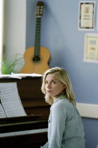 Eva Birthistle - Biography