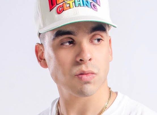 MC Davo Biography: Awards, Girlfriend, Net Worth, Height, Songs, Age, Parents
