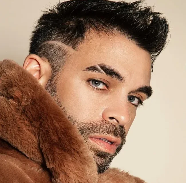 Wolfine Biography: Height, Songs, Age, Net Worth, Ethnicity, Real Name, Girlfriend, Instagram
