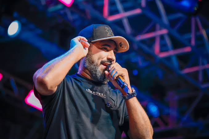 Raí Saia Rodada - Biography