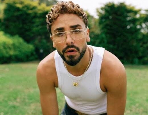 Sefo Biography: Age, Height, Net Worth, Girlfriend, Songs, Real Name, Awards, Ethnicity, Instagram