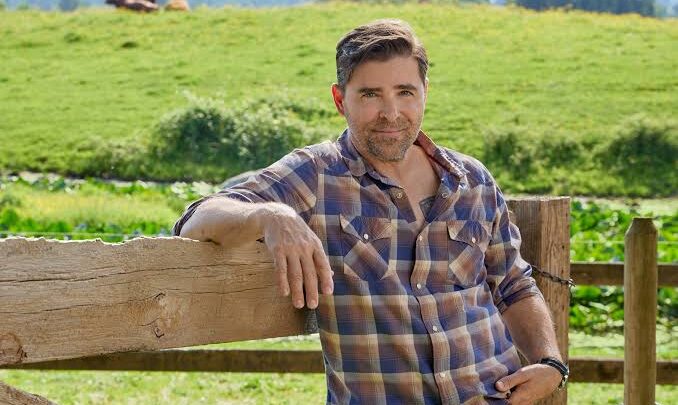Kavan Smith Biography: Children, Partner, Age, Height, Net Worth, Parents, Ethnicity, Movies & TV Shows