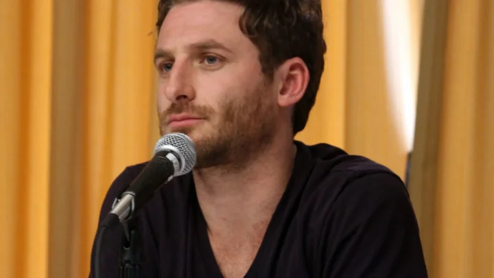 Dean O’Gorman Biography: Net Worth, Parents, Movies, Wife, Age, Height, Instagram, TV Shows