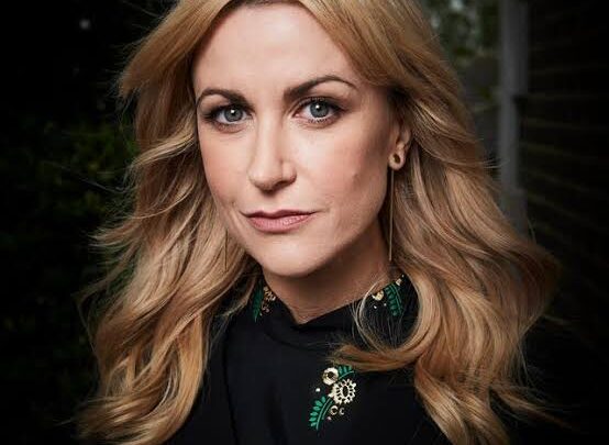 Katherine Kelly Biography: Age, Height, Instagram, Husband, Net Worth, Parents, Movies, TV Shows, Wiki, Photos