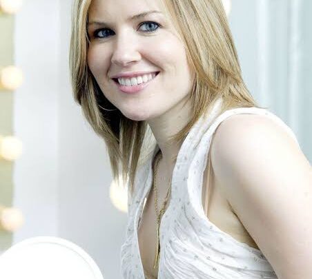 Dido (singer) Bio: Net Worth, Age, Husband, Height, Awards, Songs, Ethnicity, Children