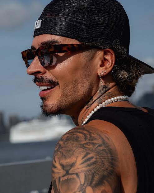 Reykon Biography: Net Worth, Age, Wife, Height, Awards, Songs, Ethnicity