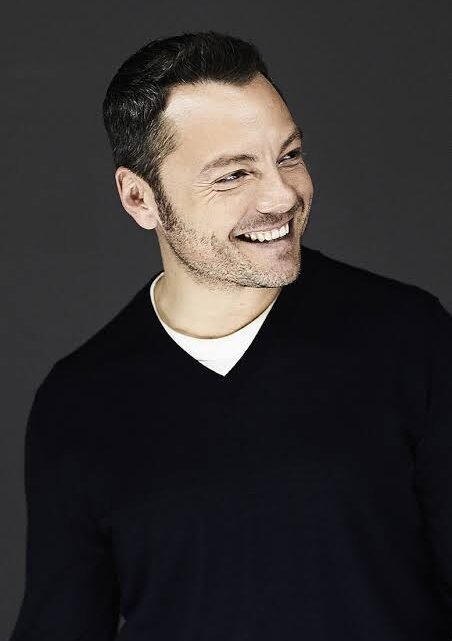 Tiziano Ferro Biography: Height, Husband, Age, Books, Children, Net Worth, Ethnicity, Parents, TV Shows