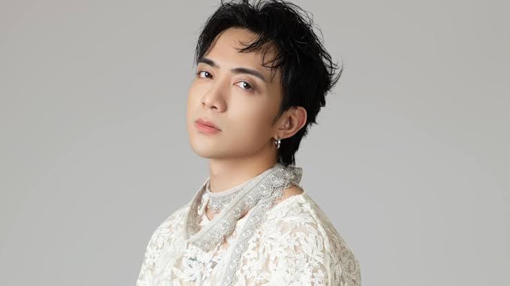 Soobin Bio: Height, Songs, Net Worth, Ethnicity, Girlfriend, Age, Parents, Awards