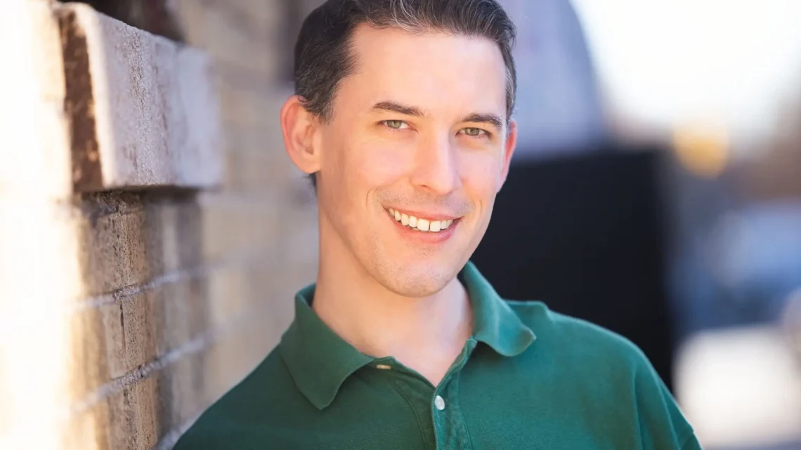 David Howard Thornton Biography: Age, Height, Net Worth, Parents, Wife, Movies, Ethnicity