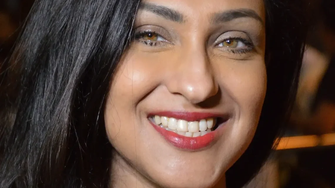 Rituparna Sengupta Biography: Husband, Age, Height, Net Worth, Parents, Movies, Kids
