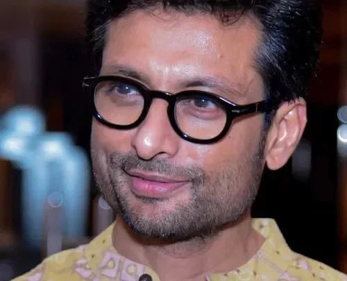 Indraneil Sengupta Biography: Age, Net Worth, Parents, Girlfriend, Height, Movies