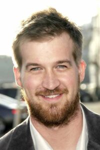 Kenneth Mitchell