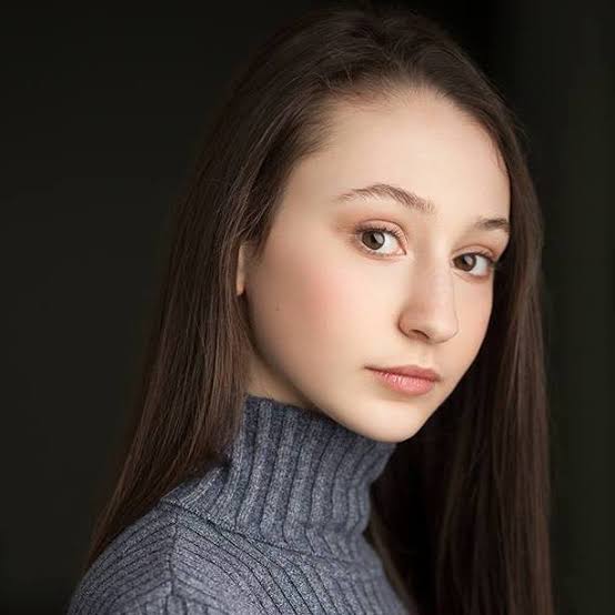 Yael Yurman - Biography