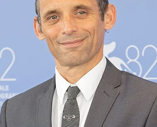 Mark Jenkin Biography: Partner, Age, Height, Net Worth, Movies, Wiki, Awards, Facebook, Nationality