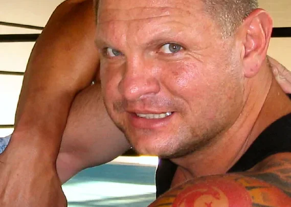 Tom Howard Biography: Height, Net Worth, WWE, Girlfriend, Age, Parents, Awards, Ethnicity, Awards