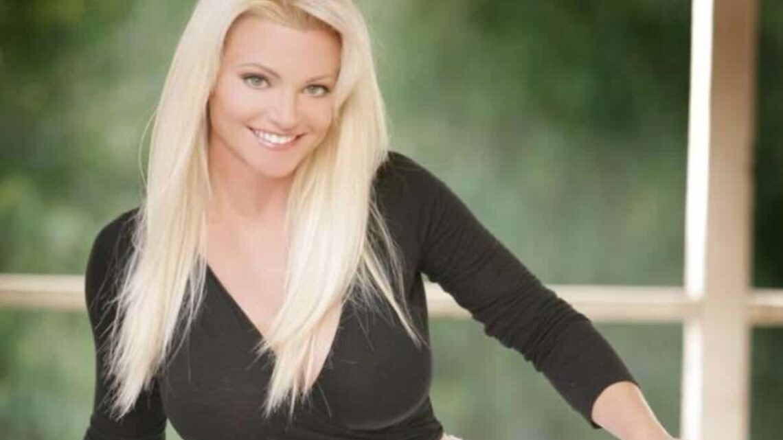 Julie Michaels Biography: Husband,  Net Worth, Movies, TV Shows, Age, Height, Ethnicity, Awards