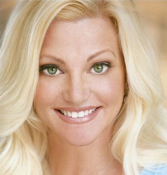 Julie Michaels - Biography