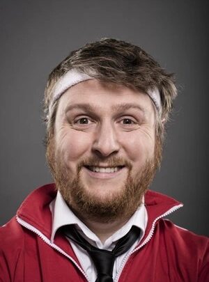 Tim Key Biography: Parents, Movies, Age, TV Shows, Height, Awards, Poetry, Net Worth, Wife, Comedy, Books, Ethnicity