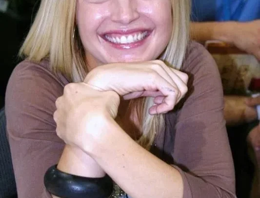 Clare Kramer Biography: Husband, Parents, Age, Height, Net Worth, Siblings, Awards, Movies, TV Shows, Facebook