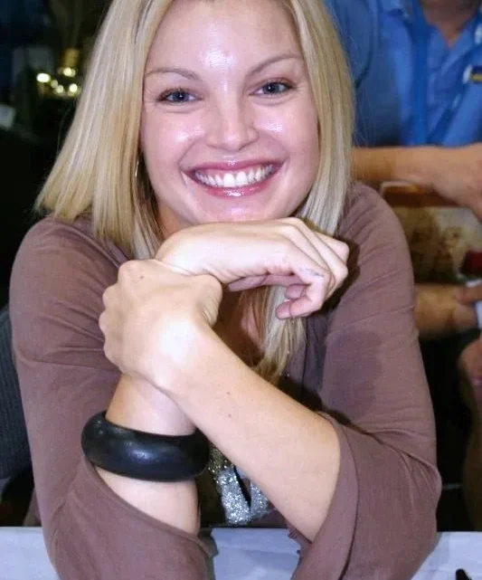 Clare Kramer Biography: Husband, Parents, Age, Height, Net Worth, Siblings, Awards, Movies, TV Shows, Facebook