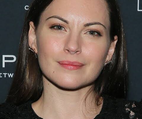 Jill Flint Biography: Instagram, Net Worth, TV Shows, Parents, Husband, Age, Height, Movies, Nationality