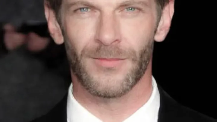 Sam Hazeldine Biography: Age, Siblings, Height, Girlfriend, Movies, Net Worth, Parents, TV Shows, Ethnicity