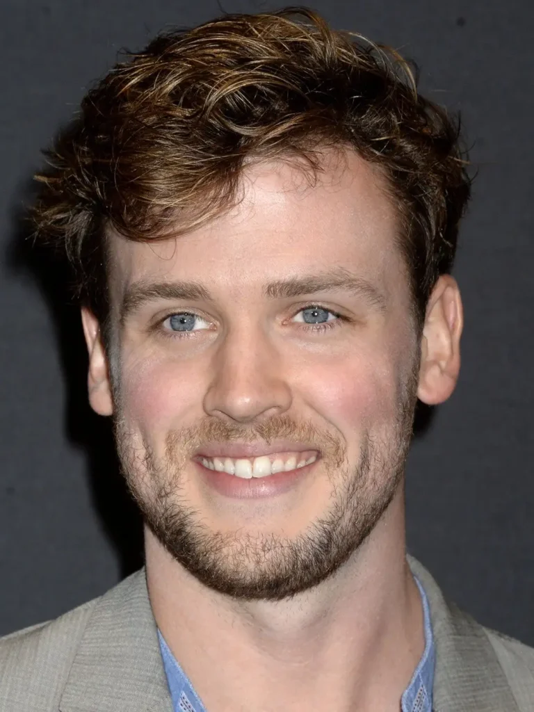 Jack Cutmore-Scott - Biography