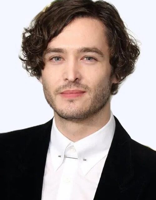 Alexander Vlahos Biography: Height, Wife, Age, Net Worth, Ethnicity, Movies, Parents