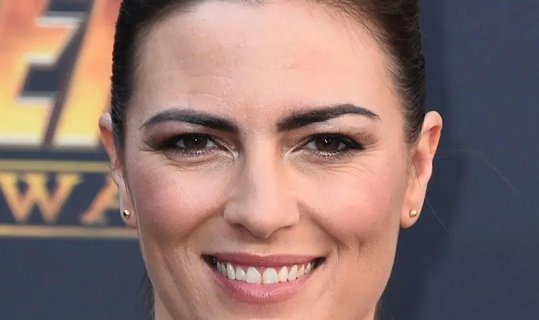 Monique Ganderton Biography: Net Worth, Instagram, Height, Parents, Age, Ethnicity, Movies, Husband