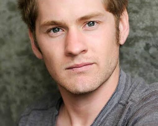 Max Kasch Biography: Movies, Height, Net Worth, Instagram, Age, Wife, Parents, Siblings