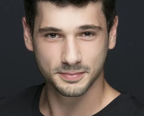 Deniz Can Aktaş Biography: Ex-Girlfriend, Age, Height, Net Worth, Movies & TV Shows