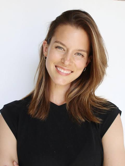 Kim Cloutier Biography: Husband, Height, Net Worth, Age, Ethnicity, Instagram, Movies, Religion