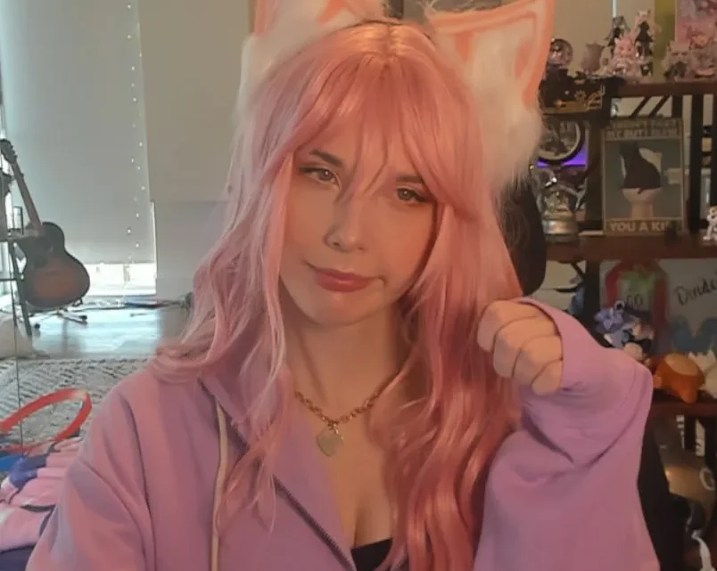Nyanners Biography: Age, Boyfriend, Height, Net Worth, VTuber, Career, Songs, Instagram