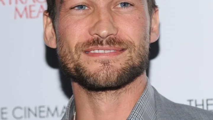 Andy Whitfield Biography: Wife, Children, Age, Height, Net Worth, Parents, Movies & TV Shows