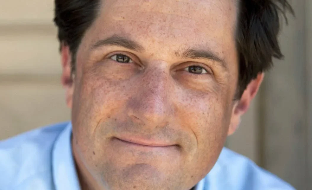 Michael Showalter Biography: Wife, Age, Kids, Height, Net Worth, Parents, Movies & TV Shows, Siblings