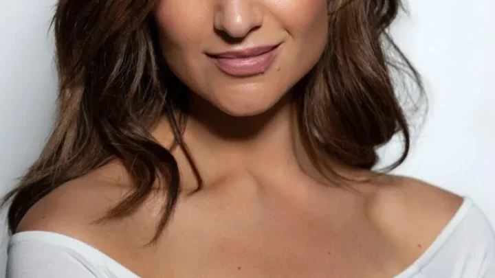 Catherine Tyldesley Biography: Husband, Height, Age, Net Worth, Songs, Parents, Religion, Movies