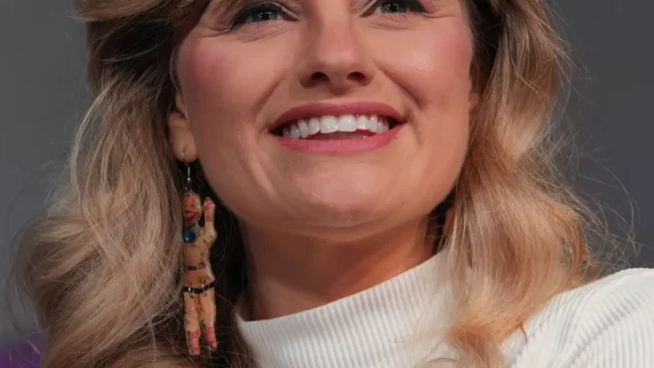 Tia Lynn Ballard Biography: Net Worth, Age, Height, Anime, Video Games, Boyfriend, Facebook, YouTube