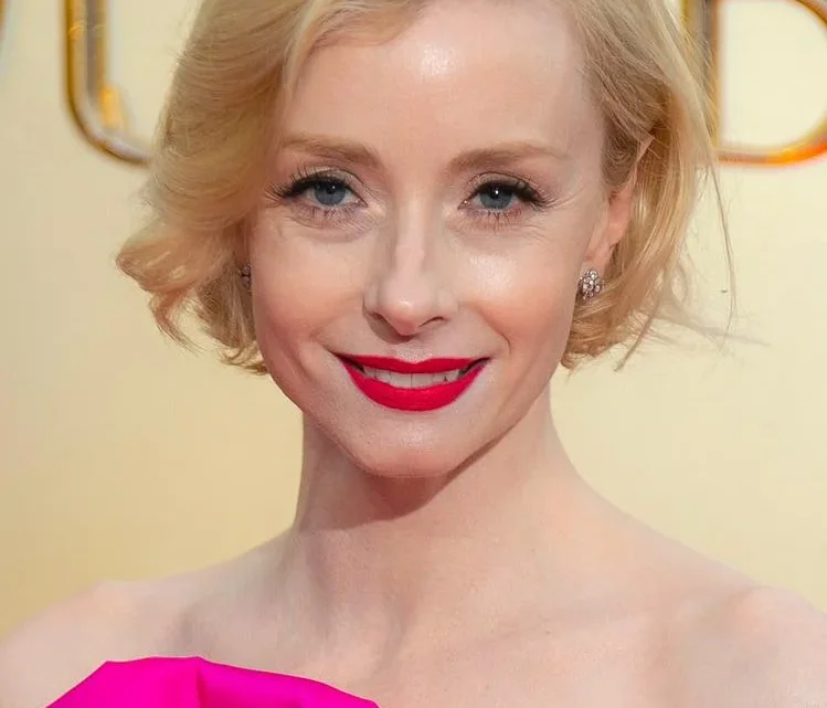 Fiona Glascott Biography: Husband, Age, Height, Net Worth, Movies, Instagram, Religion, Ethnicity, Awards