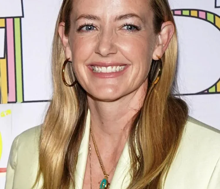 Stephanie Allynne Biography: Husband, Height, Instagram, Net Worth, Movies, Awards, Religion, Age