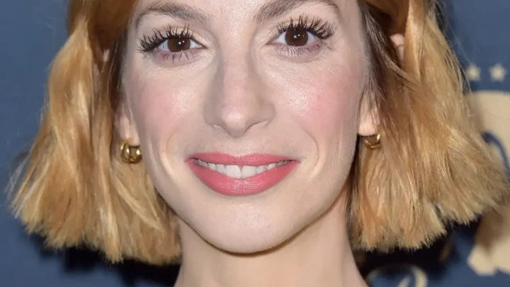 Molly Bernard Biography: Age, Height, Partner Net Worth, Movies, Instagram, Ethnicity, Awairds