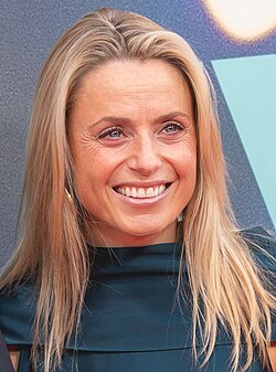 Victoria Shalet - Biography
