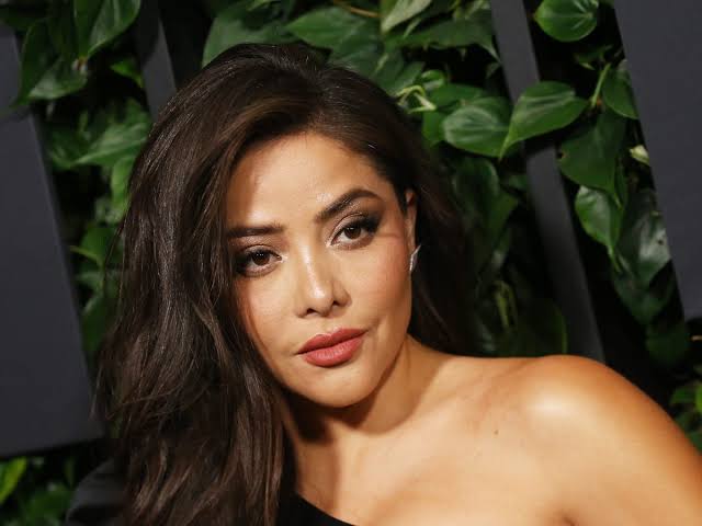 Teresa Ruiz - Biography