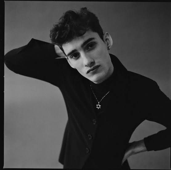Charlie Burg - Biography