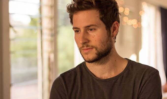 Griffin Burns Biography: Age, Height, Anime, Net Worth, Girlfriend, Video Game, Instagram, YouTube