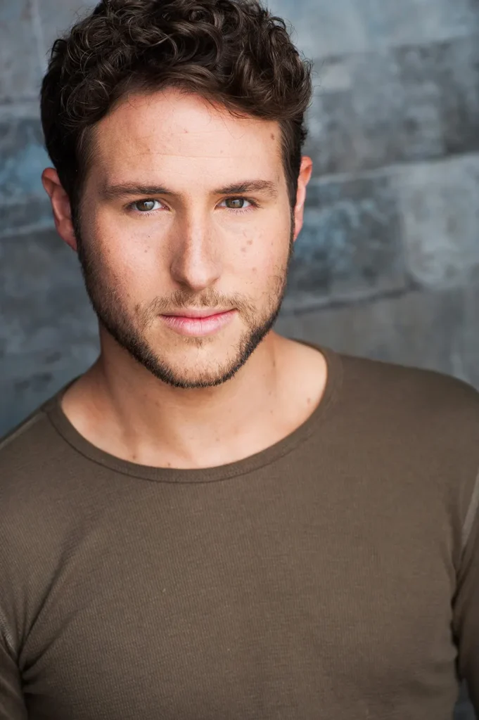 Griffin Burns - Biography