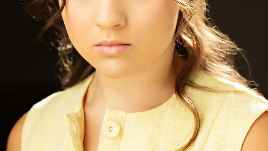 Mimi Kirkland Biography: Age, Height, Net Worth, Parents, Movies & TV Shows, Sisters