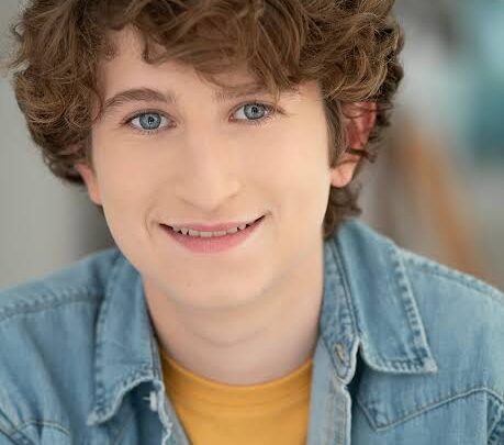 Huntly Plantz Biography: Age, Height, Net Worth, Parents, Movies & TV Shows, Instagram