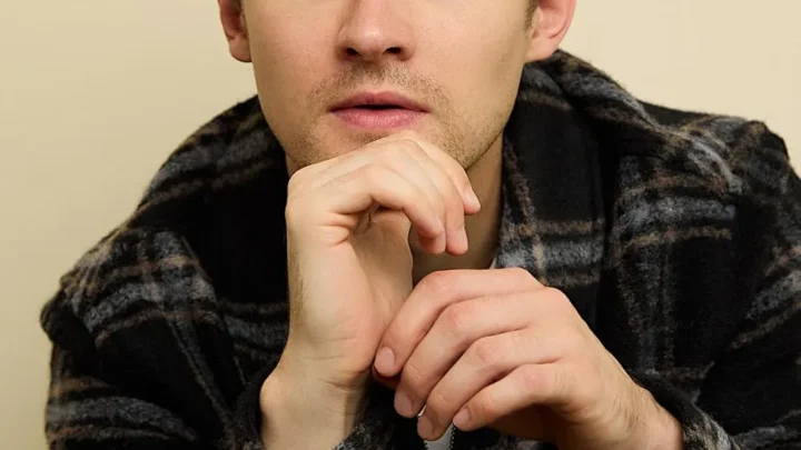 Michael Johnston Biography: Age, Parents, Height, Net Worth, Movies & TV Shows, Voice, Girlfriend