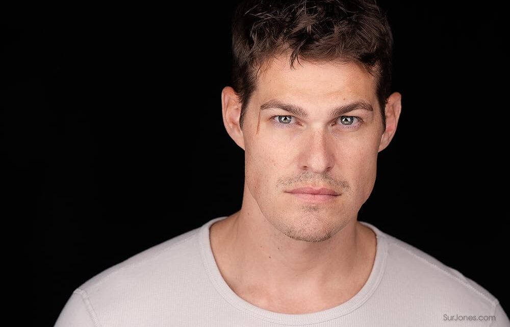 Greg Finley Biography: Age, Height, TV Shows, Net Worth, Wife, Parents, Books, Height, Ethnicity, Instagram