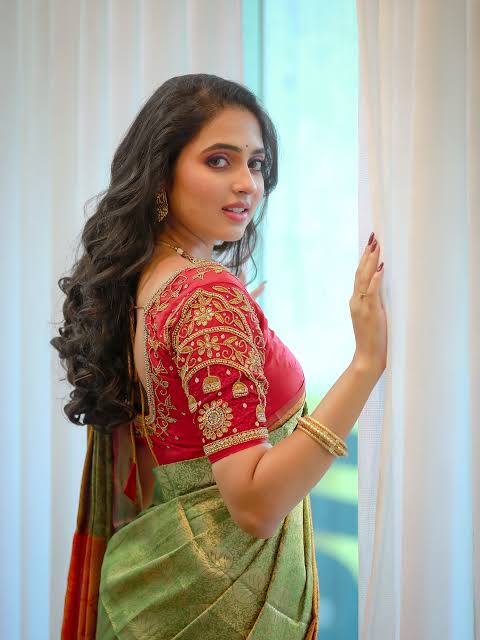 Vidula Chougule - Biography